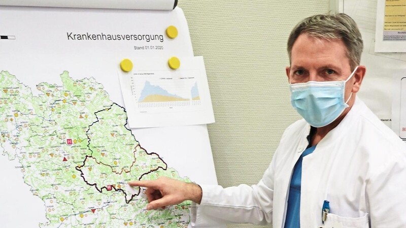 Dr. Markus Zimmermann koordiniert die Krankenhäuser in den Landkreisen Regensburg, Neumarkt und Cham und der Stadt Regensburg hinsichtlich der Unterbringung von Covid-19-Patienten.