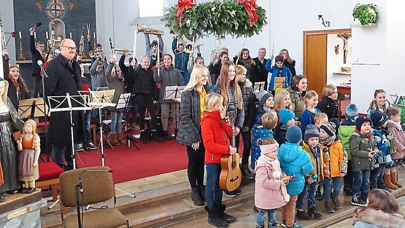 Viel Applaus gab es für die jungen Musiker beim Weihnachtskonzert.