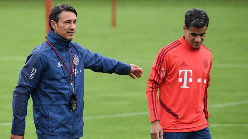 Bayern-Trainer Niko Kovac (l.) mit seinem neuen Star-Spieler Philippe Coutinho.