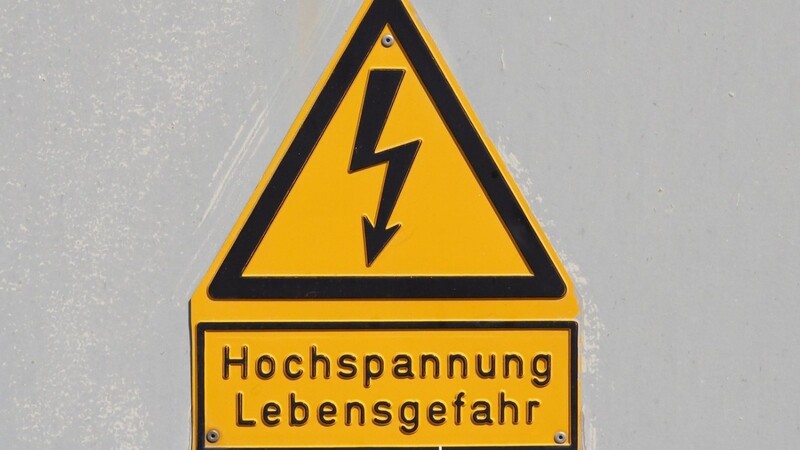 Stromausfall am Dienstagvormittag in Teilen des Landkreises Straubing-Bogen. (Symbolbild)