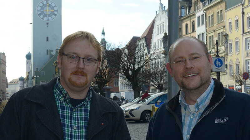 Markus Achatz (rechts), Vorsitzender des Stadtjugendring, und sein Stellvertreter Florian Schmiegelt haben Probleme und Anregungen von Jugendlichen zusammengetragen.