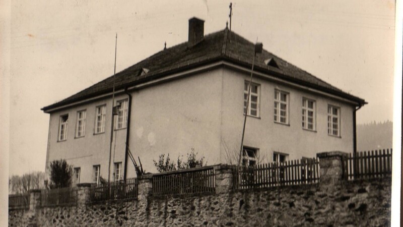 Die Schule am heutigen Birkenweg: 1936 erbaut, 1964 geschlossen und an einen privaten Investor verkauft.