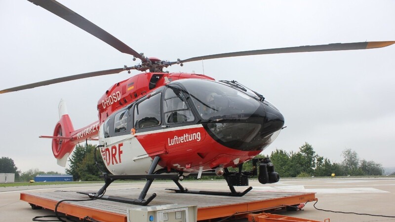 Mit diesem Helikopter Typ H 145 fliegen die Regensburger Luftretter zu ihren Einsätzen.