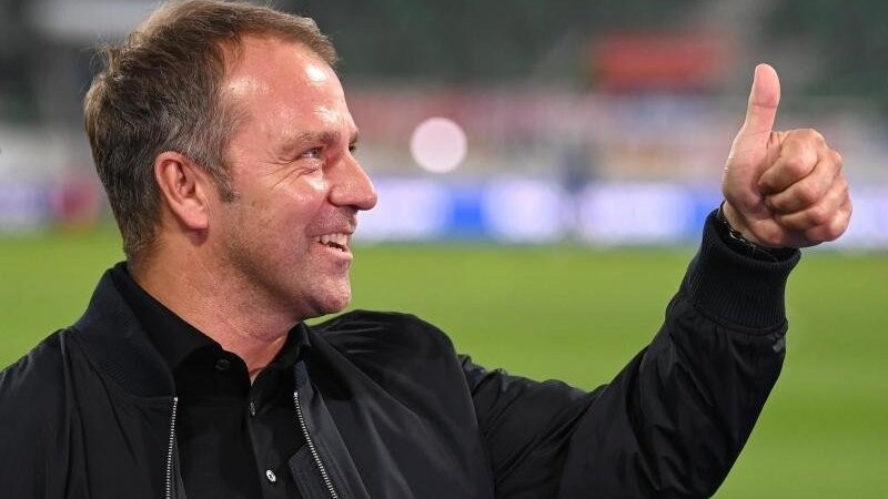Wird der neue Bundestrainer Hansi Flick beim DFB eine goldene Ära einläuten? Der Großteil der idowa-Leser ist in unserer Umfrage überzeugt davon.
