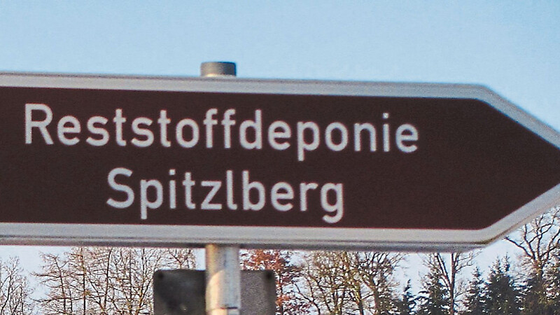 Der Weg nach Spitzlberg zur Reststoffdeponie lohnt sich im neuen Jahr erst recht.