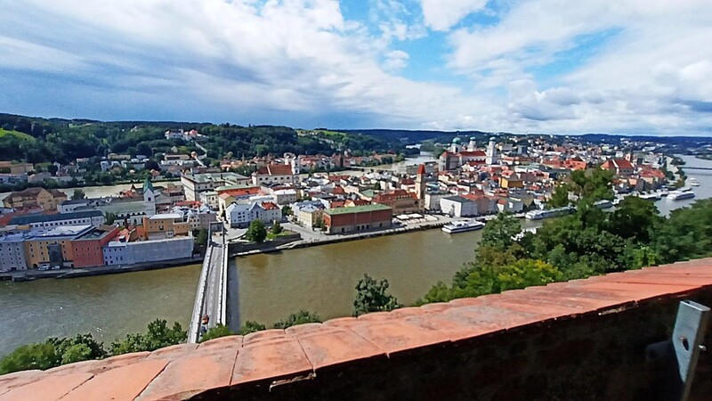 Die Corona-Lage in der Dreisflüssestadt Passau ist besorgniserregend. (Symbolbild)