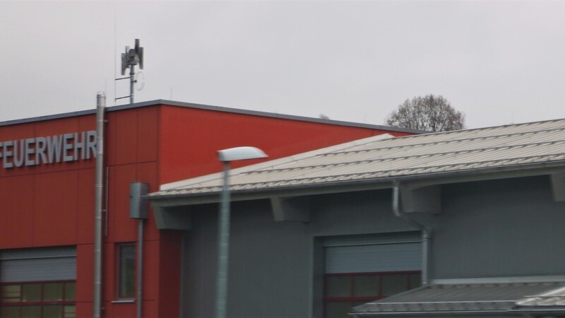 Aufs Dach des Viechtacher Feuerwehrhauses sollen PV-Anlagen kommen.