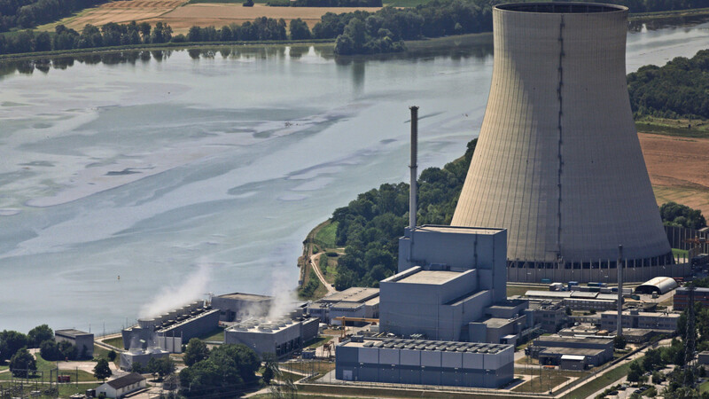 Luftbild vom alten Kernkraftwerk Isar 1 bei Essenbach-Ohu. Foto: Klaus Leidorf