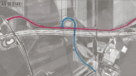 Rot markiert ist die neue LA 7 (parallel zur B15 neu) mit Anschluss an die Staatsstraße 2174 (links im Bild), blau markiert ist