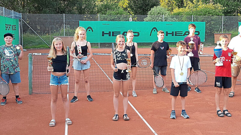 Die Gewinner des diesjährigen Kinder- und Jugendturniers des SV Neuhausen.