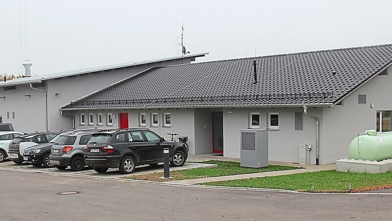 Das neue Gerätehaus der zusammengeschlossenen Feuerwehren Gündlkofen, Widdersdorf und Tondorf.