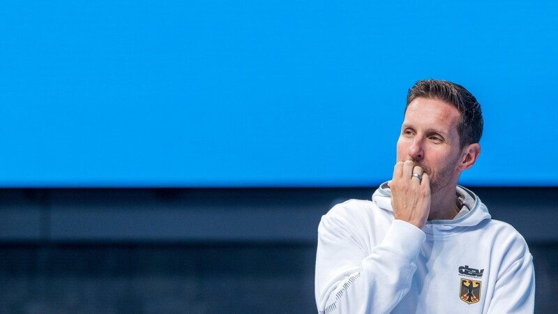 AUS PERSÖNLICHEN GRÜNDEN räumt Schwimm-Bundestrainer Henning Lambertz am Jahresende seinen Stuhl.