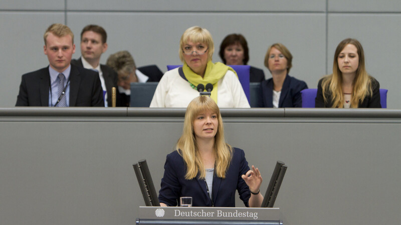 Beim Planspiel "Jugend und Parlament" in Berlin Anfang Juni konnten Jugendliche in die Rolle echter Politiker schlüpfen und ihre Ansichten vertreten.(Foto: Jonas Walzberg)