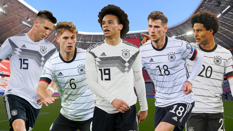 Bilden die DFB-Achse beim FC Bayern: Niklas Süle, Joshua Kimmich, Neuzugang Leroy Sané, Leon Goretzka und Serge Gnabry (v.l.).
