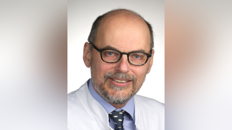 Bernd Salzberger, Leiter der Infektiologie an der Uniklinik Regensburg.