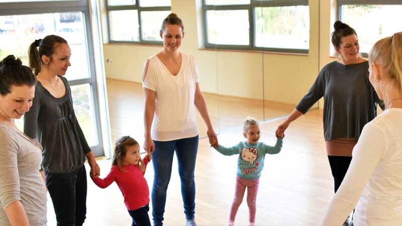 Neu im Menschenskinder-Programm: Die "Happydancers" - ein Kindertanzkurs für die ganz Kleinen.