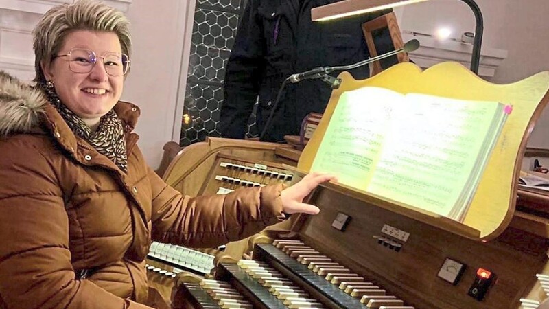 Kirchenmusikerin Bianca Lederer freut sich darauf, wenn sie wieder richtig loslegen kann.