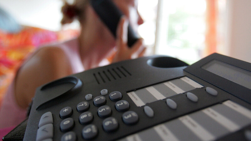 Die Polizei warnt eindringlich davor, am Telefon Auskünfte über die Einkommensverhältnisse zu geben.