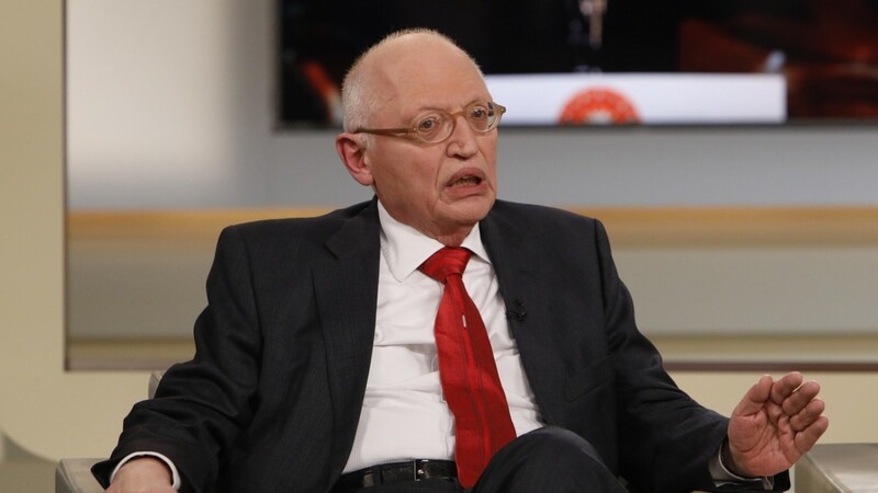 Günter Verheugen (SPD), ehemaliger EU-Erweiterungskommissar, sagt: Den sogenannten sparsamen Fünf war das europäische Gemeinwohl egal.
