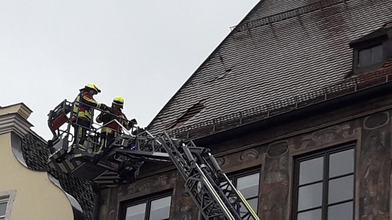 Insgesamt 150 Einsätze bestritten die Feuerwehrleute in Landshut in der Nacht auf Montag und im Lauf des Montags.