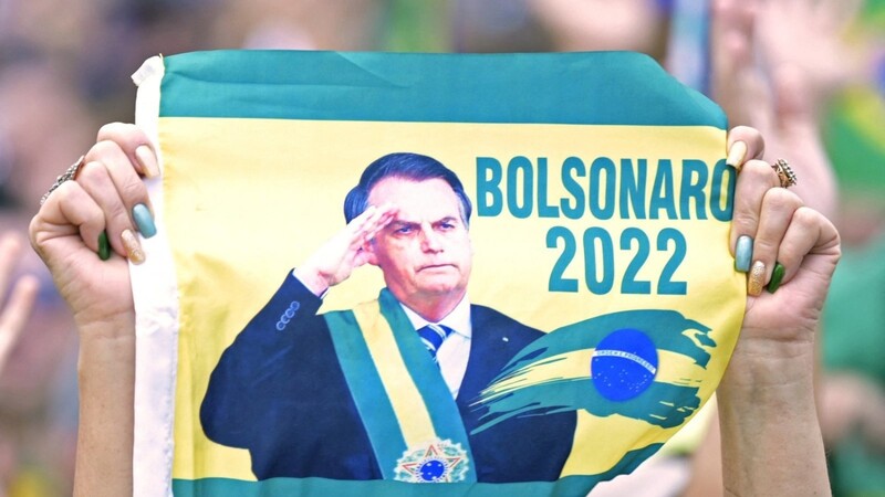 Jair Bolsonaro möchte wiedergewählt werden - und schürt vorsorglich schon einmal Zweifel am Wahlsystem.