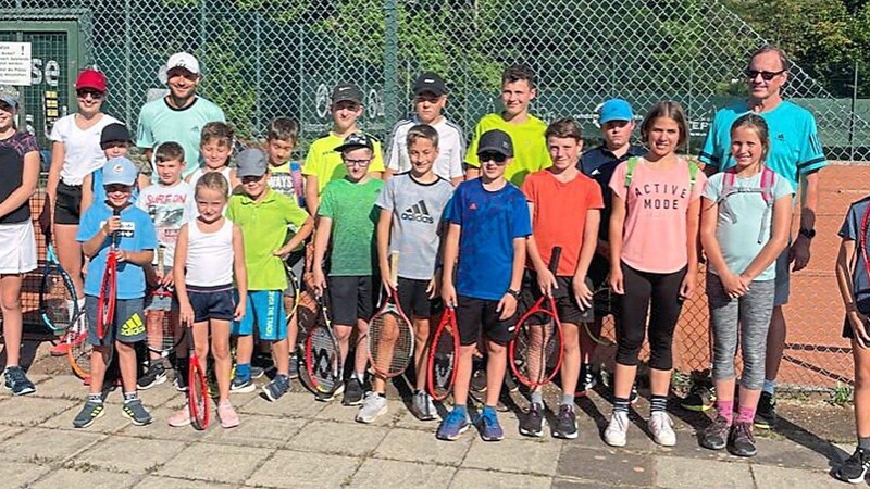 22 Kinder nahmen am Tennisturnier teil.