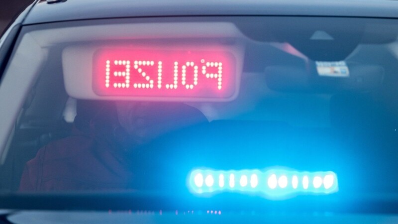 Die Polizei hielt auf der A3 einen Betrunkenen an, der nur 40 Stundenkilometer fuhr.