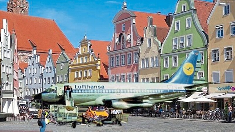Ein Twitter-User hat sich nach dem Patzer in Armin Laschets Rede an diese Bildbearbeitung gemacht: Die "Landshut" in Landshut.