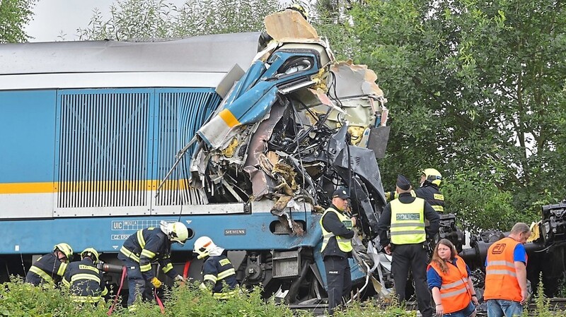 Drei Tote und 70 Verletzte forderte im August 2021 der Bahnunfall bei Doma?lice. Auch wenn dieses Unglück nicht die Ursache für die Großübung am 14. Mai ist, ähnelt sich doch das Lagebild.