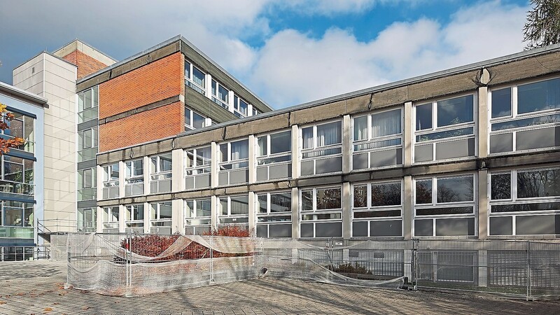 Das Werner-von-Siemens-Gymnasium ist schon lange sanierungsbedürftig.