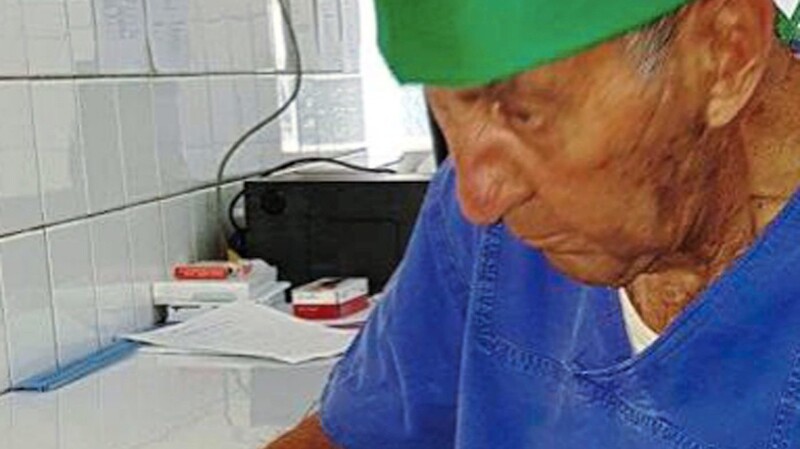Dr. Alfred Jahn ist bereits wieder zu seiner Arbeit in einem ruandischen Krankenhaus zurückgekehrt.