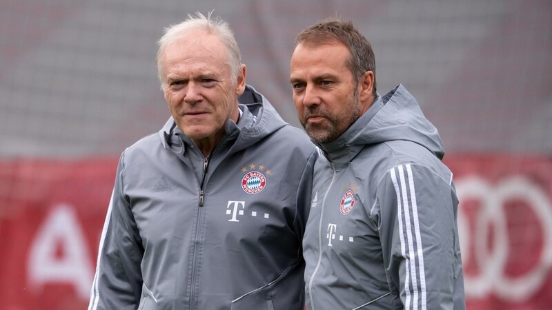 Würde seinen ehemaligen Bayern-Chef Hansi Flick gerne zur Nationalmannschaft begleiten: Hermann Gerland (l.).