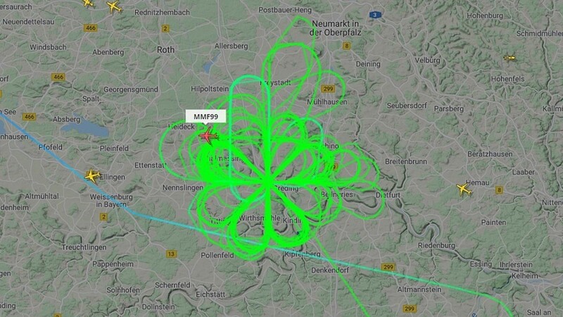 Auf Radar-Aufnahmen wirkte die Flugroute des Nato-Airbus wie eine riesige Blume.