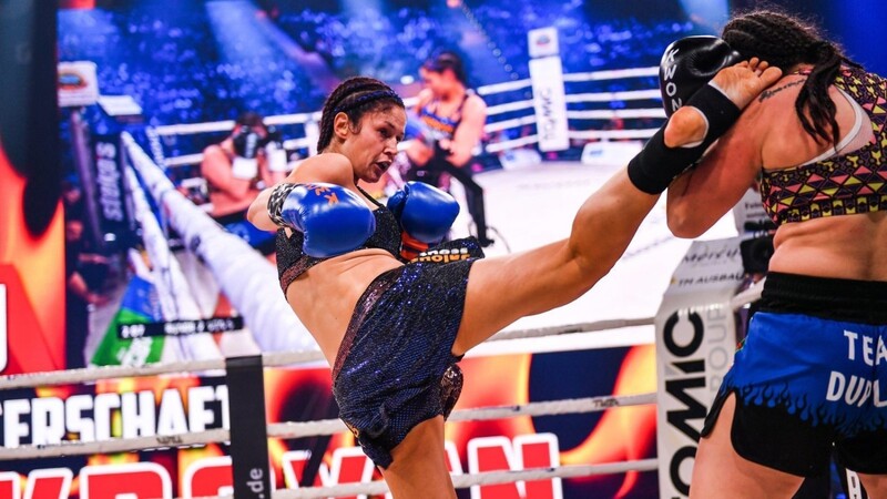 Hoch das Bein! Kickbox-Queen Marie Lang verteidigt ihren Titel gegen Ajla Lukac und bleibt Weltmeisterin.
