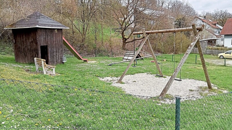 Der Spielplatz Hörmannsdorf ist in die Jahre gekommen und wird saniert.