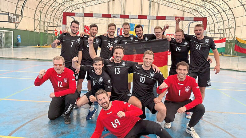 "Team Deutschland" mit vielen aktiven und ehemaligen Spielern aus Mainburg.