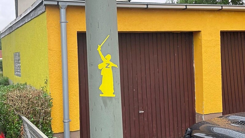 Das Symbol, das in Landshut vor der Wohnung eines aus der Ukraine geflohenen Mannes aufgetaucht ist.