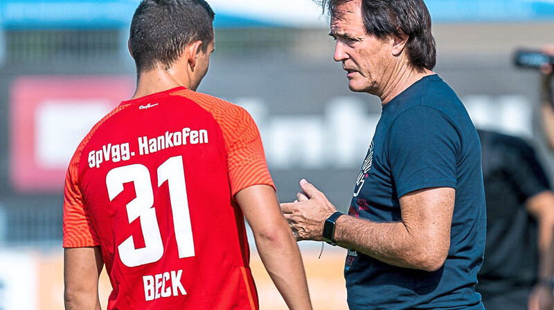 Hankofener Erfolgsgespann: Das Trainerduo Tobias Beck (l.) und Heribert Ketterl hat eine stabile und erfolgreiche Mannschaft geformt.