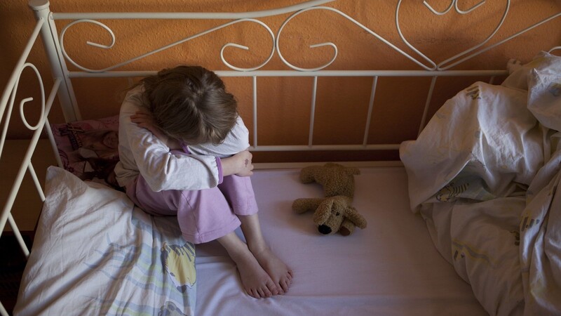 Im Sozialpädiatrischen Zentrum des Kinderkrankenhauses beobachten die Mitarbeiter immer mehr Verhaltensauffälligkeiten bei Kindern. Darunter sind etwa Bewegungs- oder Essstörungen wie auch depressive Verstimmungen.