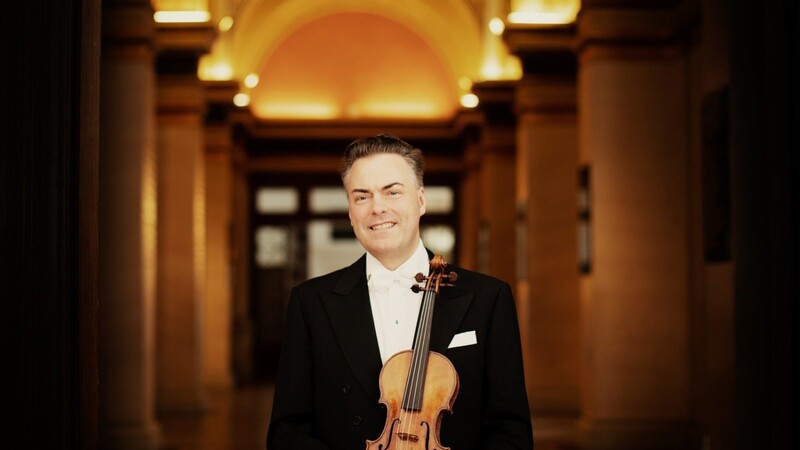 Daniel Froschauer mit seiner Stradivari "Ex Benvenuti, ex Halphen".