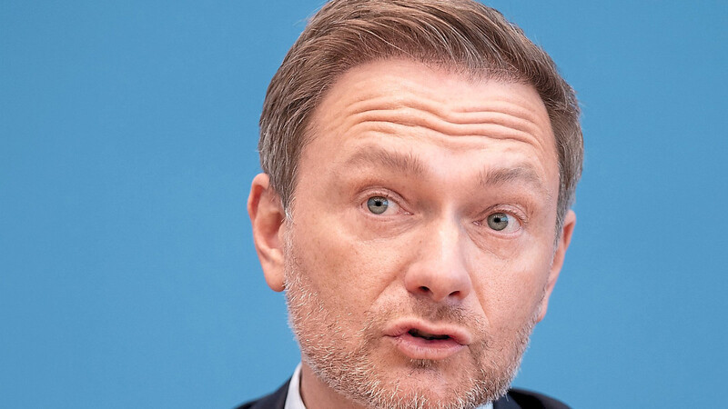 FDP-Chef Christian Lindner kritisiert das Corona-Management der Bundesregierung.