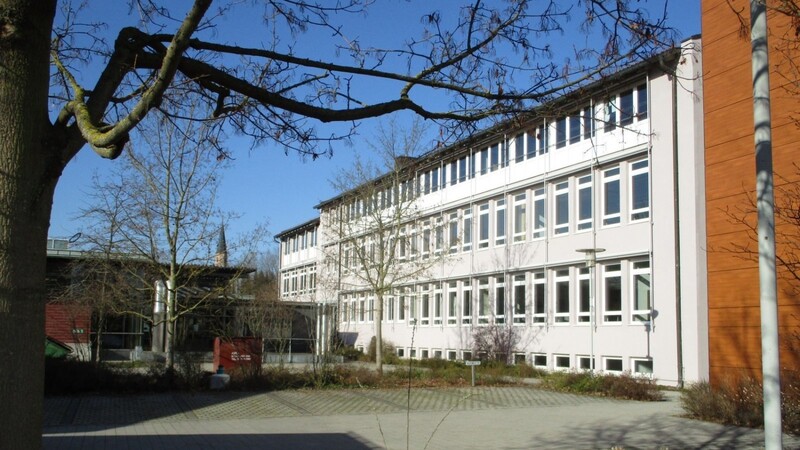 Die Dingolfinger Herzog-Tassilo-Realschule wird angebaut.