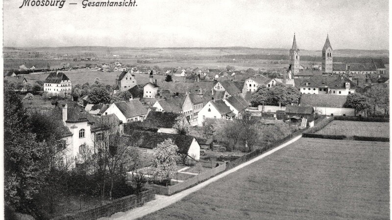 So überschaubar war Moosburg 1909 vom Wasserturm aus gesehen.