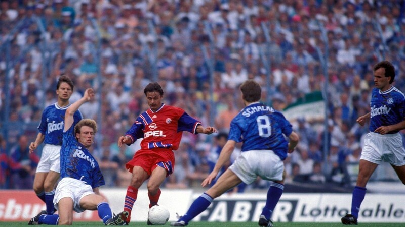 Verspielt mit Bayern 1993 die Schale: Olaf Thon (r.).