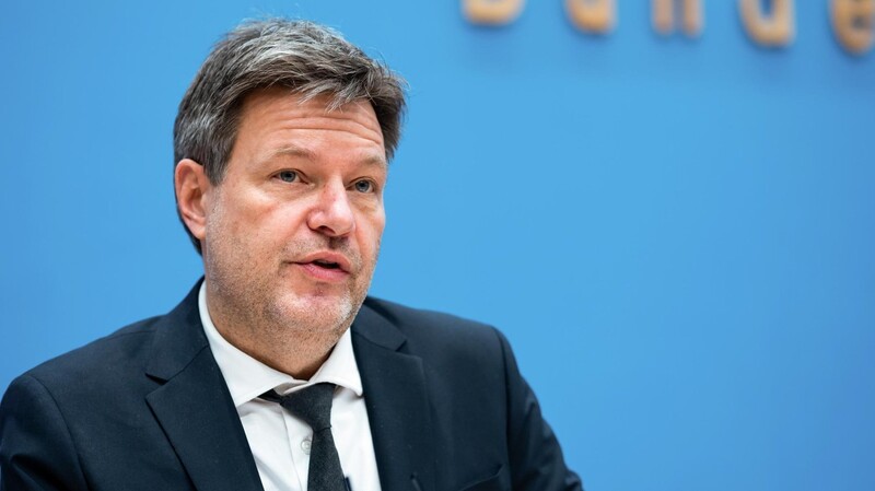 Bundeswirtschafts- und Klimaminister Robert Habeck (Grüne) muss viel Kritik einstecken
