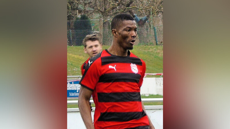 Mustapha Kamara zeigte in der VfB-Defensive eine fehlerfreie Leistung.