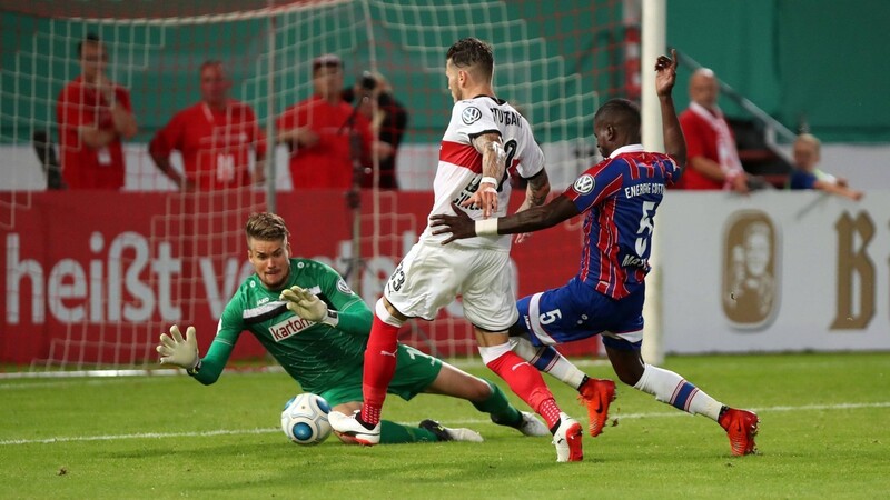 Alexander Meyer überzeugte im DFB-Pokalspiel mit Energie Cottbus gegen den VfB Stuttgart so sehr, dass er sich für einen Vertrag bei den Schwaben empfahl. (Foto: imago)