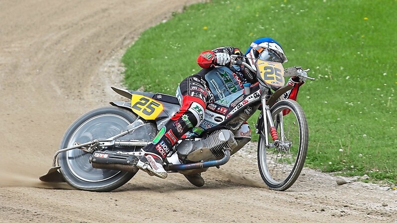 Mit einer perfekten Fahrlage will der Lokalmatador Michael Härtel am 1. Mai die starke Konkurrenz düpieren.  Foto: Niklas Breu
