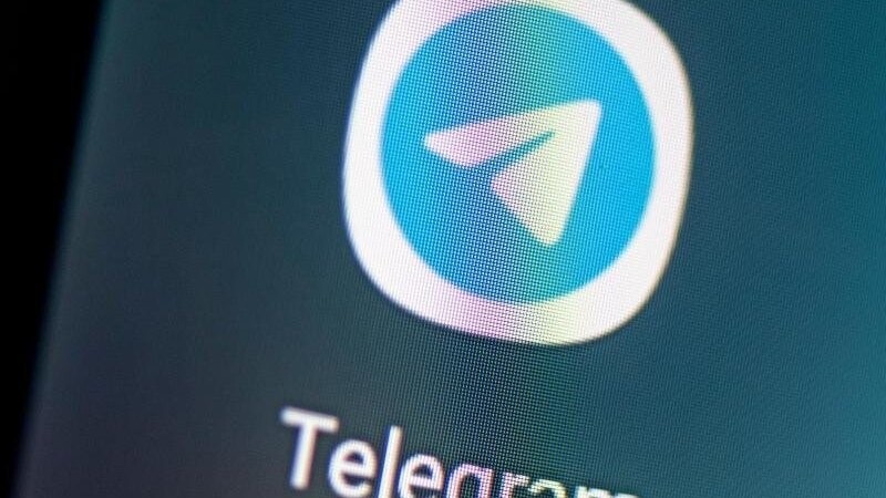 Nach Hetze und Gewaltaufrufen in Chatgruppen hat die Bundesregierung Kontakt zum Kommunikationsdienst Telegram hergestellt.