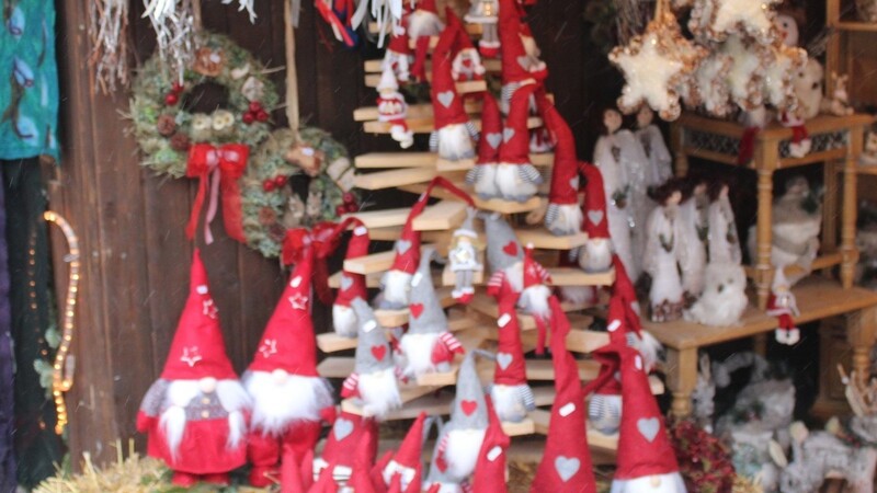 Der Romanische Weihnachtsmarkt auf Schloss Thurn & Taxis in Regensburg.